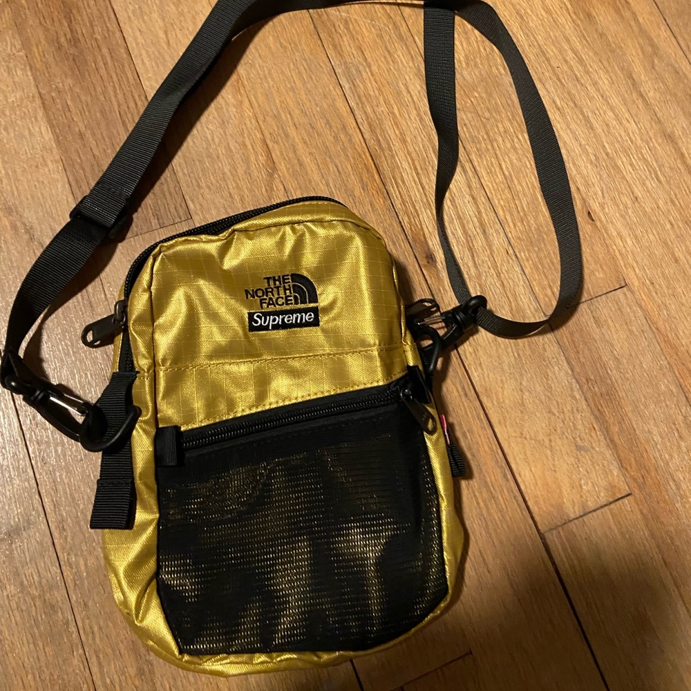 Supreme shoulder bag